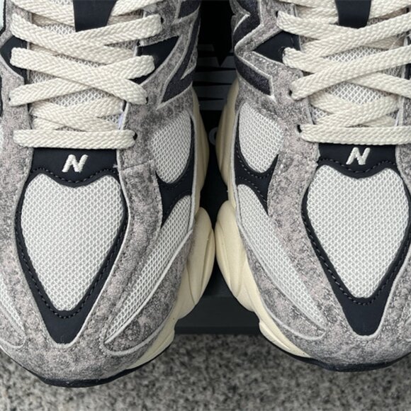 New Balance Year of the Snake  men's casual sports shoes - Picture 8 of 9